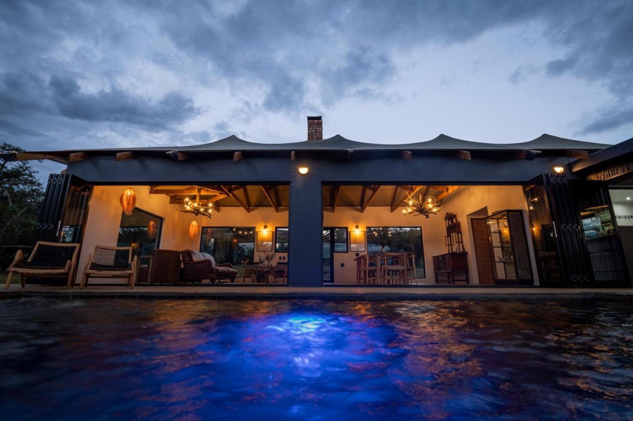 Sasi Africa Luxury Tented Bush Lodge Bergville Exterior photo