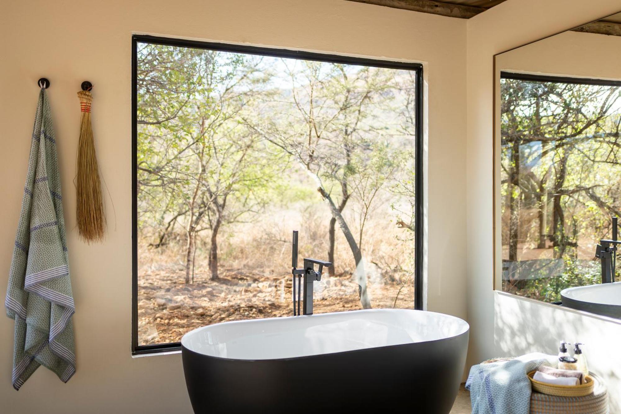 Sasi Africa Luxury Tented Bush Lodge Bergville Exterior photo